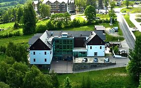 Flinski Sport X Spa, Boutique X Art